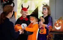 Thị trường đồ hóa trang Halloween 2020 sôi động bất chấp COVID-19