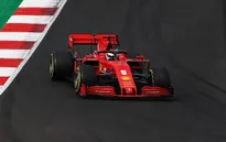 Lãnh đội Ferrari phủ nhận chuyện "nhất bên trọng nhất bên khinh"
