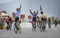 Lê Nguyệt Minh rút thần tốc về nhất chặng 7 Giải xe đạp VTV Cúp Tôn Hoa Sen 2020