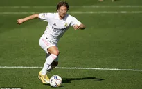 Luka Modric sẵn sàng giảm lương để ở lại Real Madrid