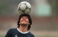 Chủ tịch LĐBĐVN gửi thư chia buồn tới gia đình huyền thoại bóng đá Diego Maradona