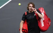 Paris Masters 2020: Hạt giống số 2 Tsitsipas bất ngờ bị loại sớm