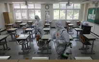 Hàn Quốc đóng cửa 76 trường học trên toàn quốc vì dịch COVID-19