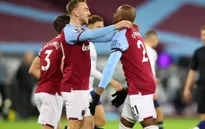West Ham 2-1 Aston Villa: Đội bóng của David Moyes vươn lên vị trí thứ 5 Ngoại hạng Anh