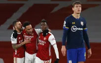 Arsenal 1-1 Southampton: Aubameyang ghi bàn, Pháo thủ ngắt mạch thất bại