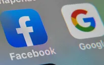 10 bang Mỹ kiện Google “bắt tay” với Facebook cạnh tranh không lành mạnh