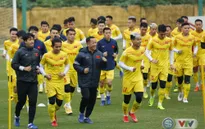 ĐT Việt Nam và U22 Việt Nam tập buổi cuối tại Hà Nội
