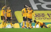 Burnley 2-1 Wolverhampton: "Bầy sói" gây thất vọng