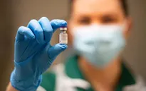 Sẵn sàng phân phối vaccine BioNTech/Pfizer tại EU
