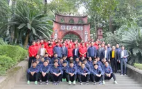ĐT Việt Nam và U22 Việt Nam dâng hương tưởng niệm các Vua Hùng