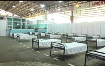 Thái Lan dựng bệnh viện dã chiến ứng phó với làn sóng COVID-19 mới