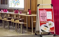 Trung Quốc: Thành phố Quảng Châu cấm ăn uống tại nhà hàng