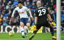 Son Heung-min tỏa sáng rực rỡ, Tottenham giành 3 điểm hú vía
