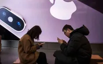 Apple: Có thể sẽ không còn iPhone để mua!
