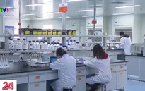 Bệnh nhân HIV ở Trung Quốc có nguy cơ thiếu thuốc điều trị vì COVID-19
