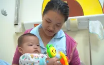 Món quà vô giá từ "Trái tim cho em" tới bệnh nhi tim 7 tháng tuổi
