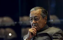 Thủ tướng Malaysia nộp đơn từ chức lên Quốc vương