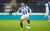 Văn Hậu phải rời sân vì chấn thương trong trận đấu của đội trẻ Heerenveen