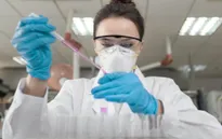 Mỹ thử nghiệm lâm sàng vaccine ngừa virus SARS-CoV-2