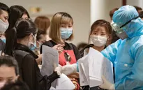 280 bác sĩ, y tá về hưu và 700 sinh viên y tình nguyện đi chống dịch COVID-19