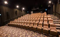 Tất cả các rạp chiếu phim ở Singapore phải đóng cửa đến 30/4