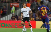 Juventus lăm le "nẫng tay trên" Liverpool trong thương vụ sao trẻ Valencia
