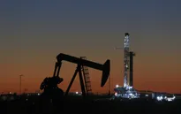 Giá dầu Brent xuống mức thấp nhất trong 17 năm