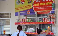 Siêu thị 0 đồng cho người cách ly ở Quận 2