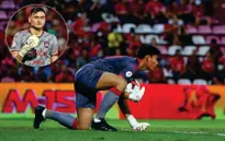 HLV Muangthong United lý giải việc đẩy Đặng Văn Lâm lên băng ghế dự bị