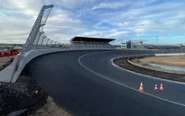 Trường đua Zandvoort hoàn thành xây dựng khúc cua dốc cho GP Hà Lan
