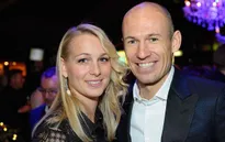Toàn cảnh thể thao đẩy lùi COVID-19: Vợ cựu tuyển thủ Hà Lan Arjen Robben dương tính với COVID-19