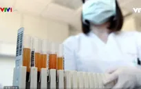 Mỹ thử nghiệm điều trị COVID-19 bằng huyết tương từ người đã khỏi bệnh