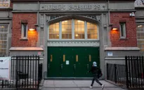 Mỹ: Thống đốc bang New York bác bỏ quyết định đóng cửa trường công đến hết năm học