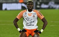 Sao Ligue 1 phải giành giật sự sống với COVID-19