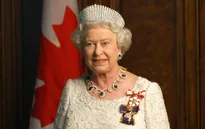 Nữ hoàng Anh tự cách ly tại cung điện Windsor