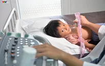 Câu chuyện khám sàng lọc tim bẩm sinh miễn phí từ các bác sĩ trong ngành