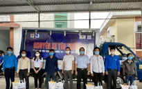 "San sẻ yêu thương, chung tay vượt qua đại dịch"