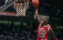 Jordan giải nghệ năm 1993: Do cha bị bắn!