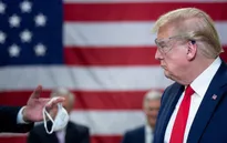 Ai sẽ chèo lái nước Mỹ nếu Tổng thống Trump "dính" COVID-19?