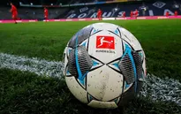 Sự trở lại của Bundesliga và sự quyết tâm của cả bóng đá châu Âu