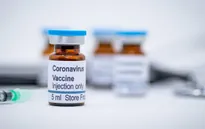 "Nóng" cuộc đua thử nghiệm vaccine điều trị COVID-19