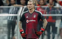 Thủ môn Loris Karius sẽ... đi kiện trước khi quay trở lại Liverpool