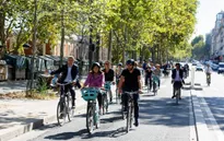 Paris (Pháp) khuyến khích người dân đi xe đạp