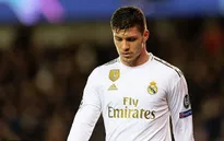 Ngôi sao tai tiếng của Real Madrid không thi đấu vẫn gặp chấn thương