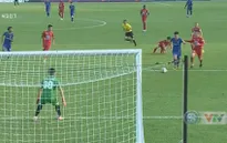 VIDEO: Pha làm bàn đầy chất kỹ thuật của tiền đạo Tiến Linh