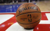 Những luồng suy nghĩ trái chiều giữa các cầu thủ NBA về khả năng trở lại