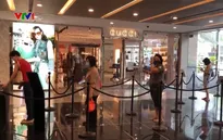 Số ca nhiễm COVID-19 giảm mạnh, Singapore mở cửa giai đoạn 2 sớm hơn dự kiến