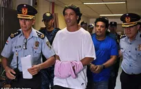 Ronaldinho vẫn chưa thể trở lại cuộc sống bình thường
