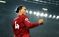 Van Dijk chia sẻ đầy cảm xúc trong ngày Liverpool đăng quang