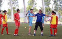 ĐT U19 Việt Nam kết thúc đợt luyện quân lần thứ 3, HLV Philippe Troussier ghi nhận sự nỗ lực của các cầu thủ